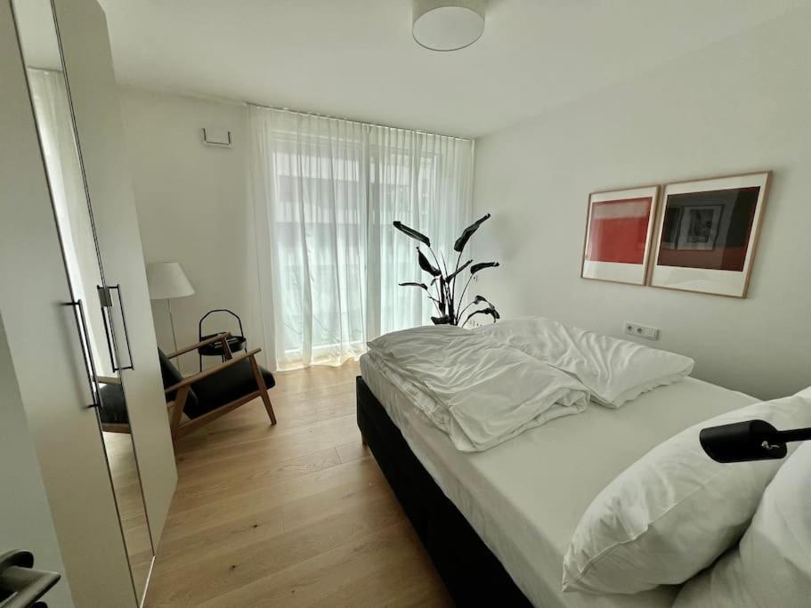 Schickes 2-zi-apartment Am Neckarufer Buga-park Mit Tg-stellplatz Heilbronn